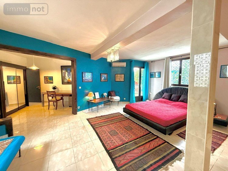 Maison a vendre Saint-Pierre 97410 Réunion 290 m2 8 pièces 699000 euros