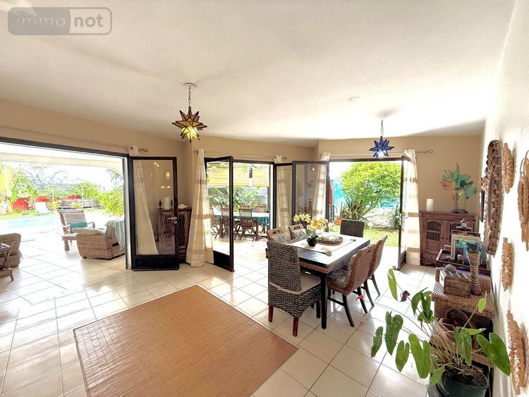 Maison a vendre Saint-Pierre 97410 Réunion 290 m2 8 pièces 759000 euros