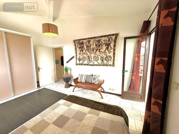 Maison a vendre Saint-Pierre 97410 Réunion 290 m2 8 pièces 759000 euros