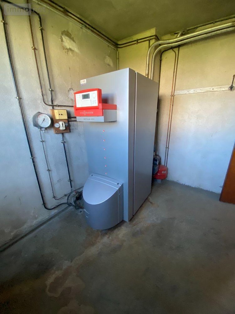 Maison a vendre Pleaux 15700 Cantal 93 m2  83740 euros