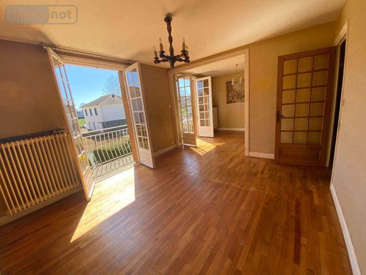 Maison a vendre Pleaux 15700 Cantal 93 m2  89000 euros