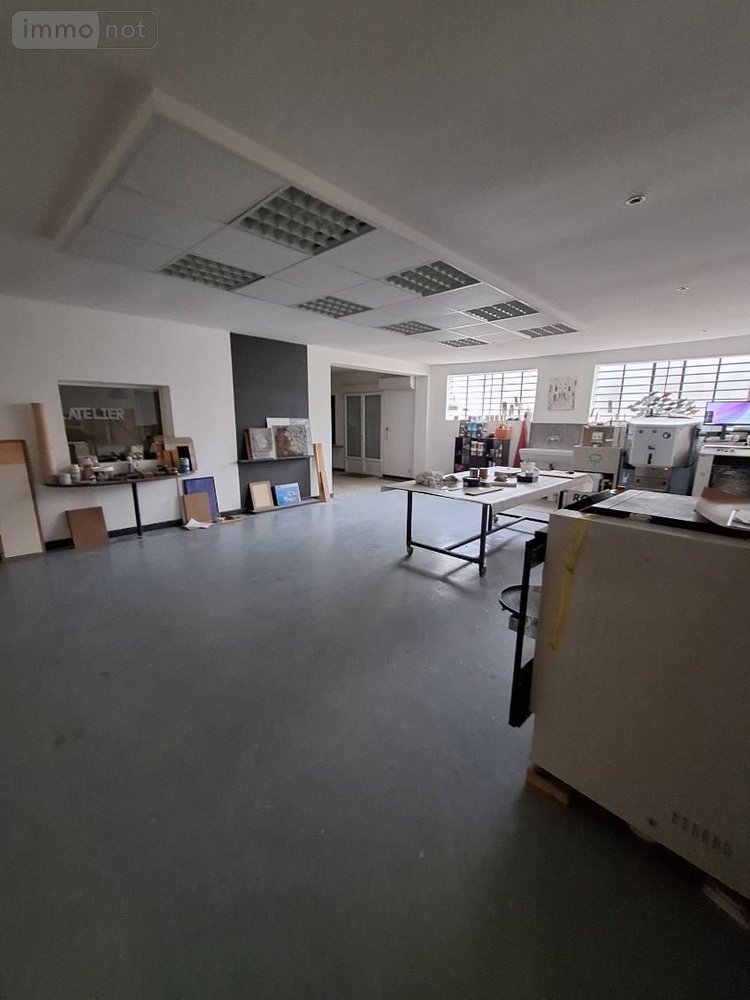 Fonds et murs commerciaux a vendre Saint-Lyé 10180 Aube 450 m2  413000 euros