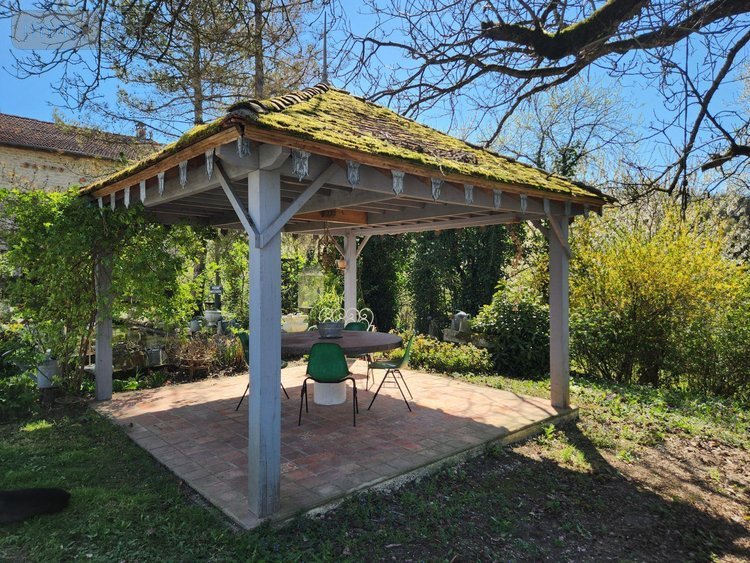 propriete a vendre Beurville 52110 Haute-Marne 195 m2 6 pièces 245000 euros