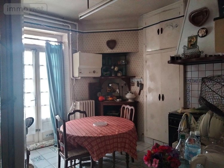 Immeuble a vendre Lignières 18160 Cher 157 m2  68900 euros
