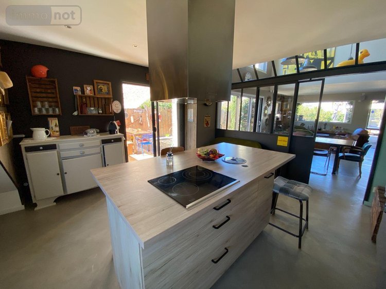 Maison a vendre Saint-Médard-en-Jalles 33160 Gironde 228 m2 7 pièces 892100 euros