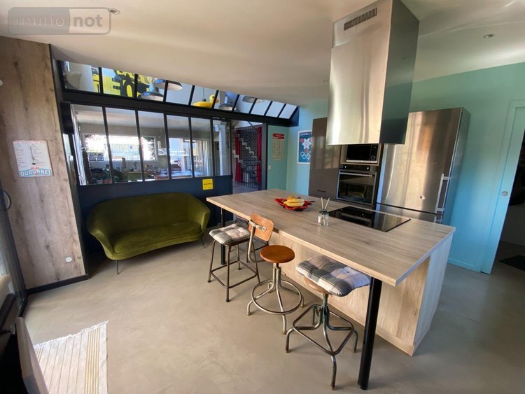 Maison a vendre Saint-Médard-en-Jalles 33160 Gironde 228 m2 7 pièces 892100 euros