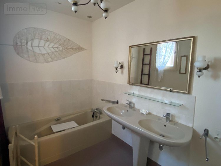 Maison a vendre Louvigné-du-Désert 35420 Ille-et-Vilaine 242 m2 6 pièces 143576 euros