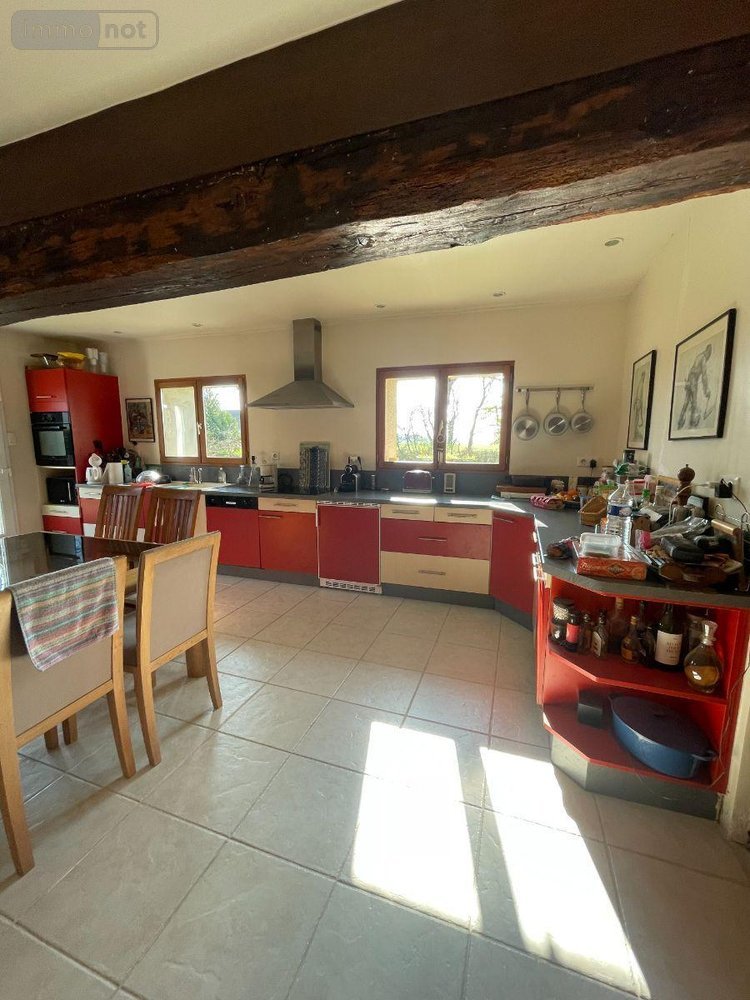 Maison a vendre Yèvres 28160 Eure-et-Loir 211 m2 10 pièces 288750 euros