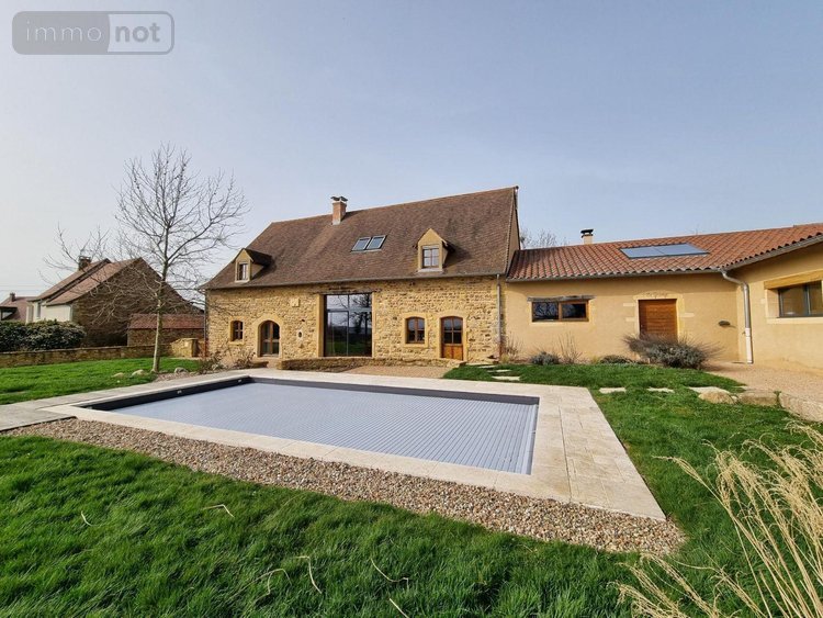 Maison a vendre Saint-Christophe-en-Brionnais 71800 Saône-et-Loire 219 m2 7 pièces 460000 euros