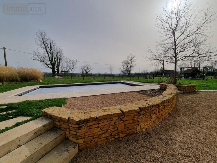 Maison a vendre Saint-Christophe-en-Brionnais 71800 Saône-et-Loire 219 m2 7 pièces 460000 euros