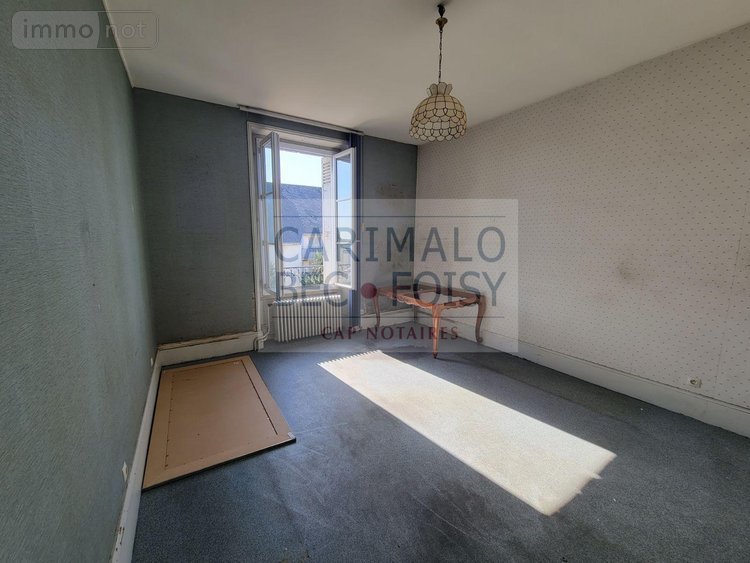 Immeuble a vendre Châteaudun 28200 Eure-et-Loir 187 m2  124700 euros