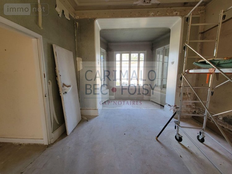 Immeuble a vendre Châteaudun 28200 Eure-et-Loir 187 m2  124700 euros