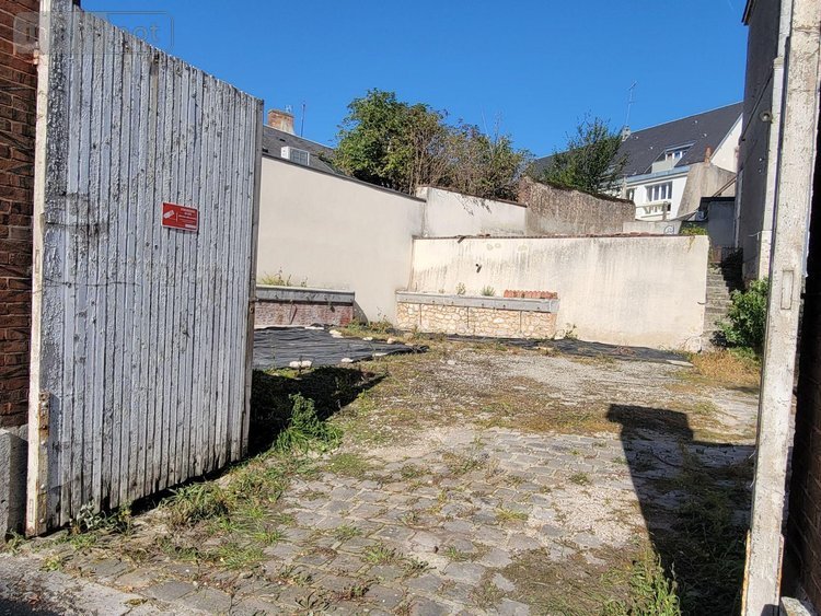 Immeuble a vendre Châteaudun 28200 Eure-et-Loir 187 m2  124700 euros
