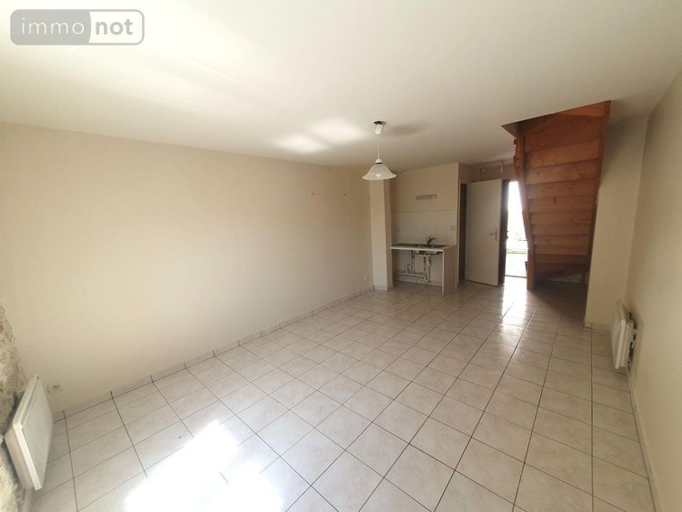 Appartement a vendre Souppes-sur-Loing 77460 Seine-et-Marne 40 m2 2 pièces 84000 euros