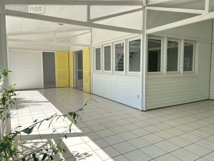 Maison a vendre La-Montagne 97417 Réunion 105 m2 4 pièces 436800 euros