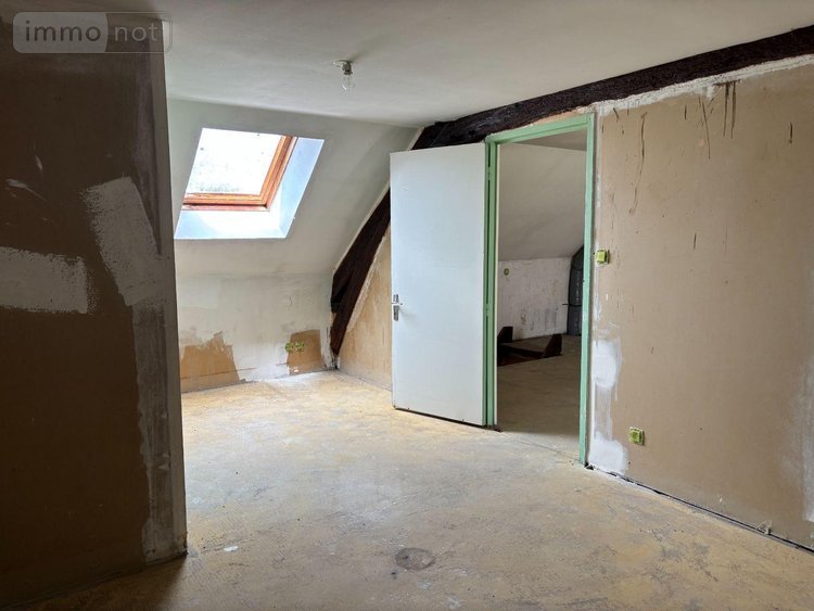 Immeuble a vendre Châteauroux 36000 Indre 92 m2  107200 euros