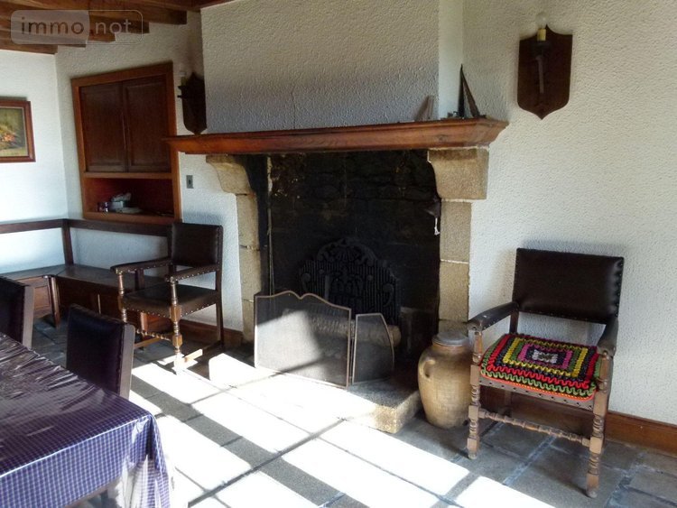 Maison a vendre Le Bourg-d'Hem 23220 Creuse 232 m2 7 pièces 156000 euros