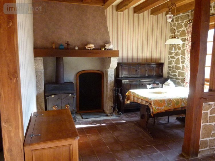 Maison a vendre Le Bourg-d'Hem 23220 Creuse 232 m2 7 pièces 156000 euros