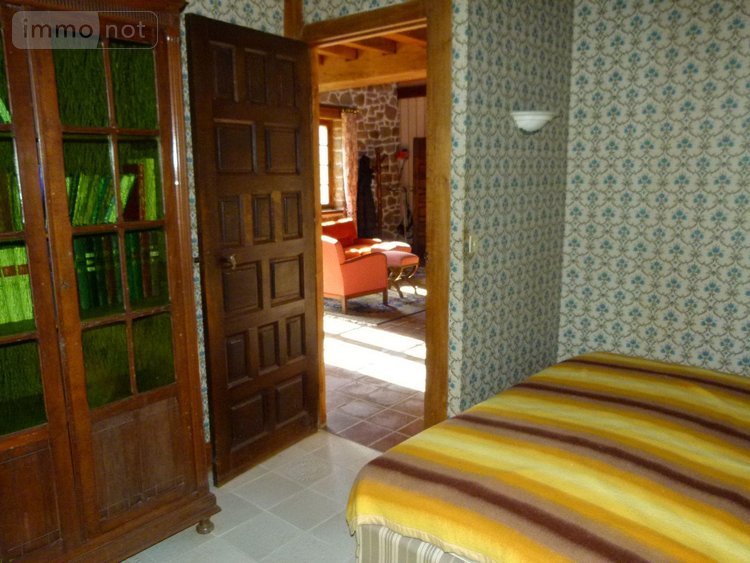 Maison a vendre Le Bourg-d'Hem 23220 Creuse 232 m2 7 pièces 156000 euros