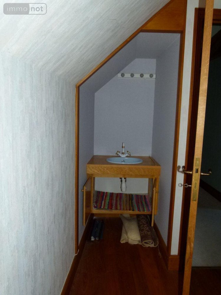 Maison a vendre Le Bourg-d'Hem 23220 Creuse 232 m2 7 pièces 156000 euros