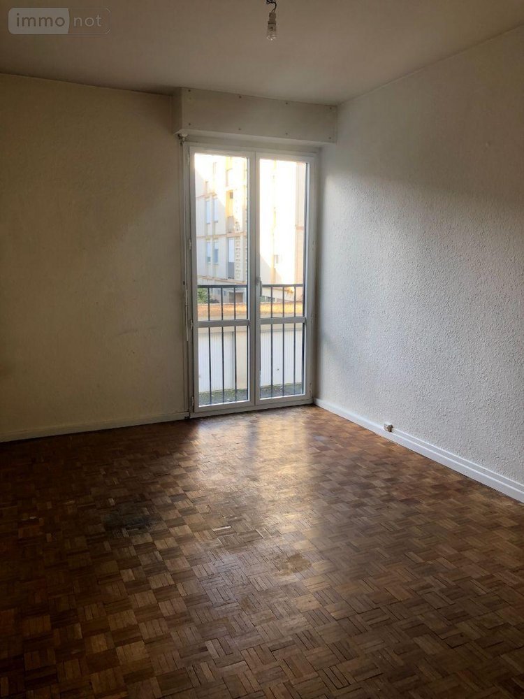Appartement a vendre Brive-la-Gaillarde 19100 Corrèze 75 m2 3 pièces 75300 euros