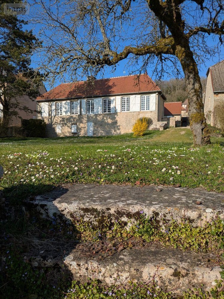 propriete a vendre Montsaugeon 52190 Haute-Marne 235 m2 8 pièces 560000 euros