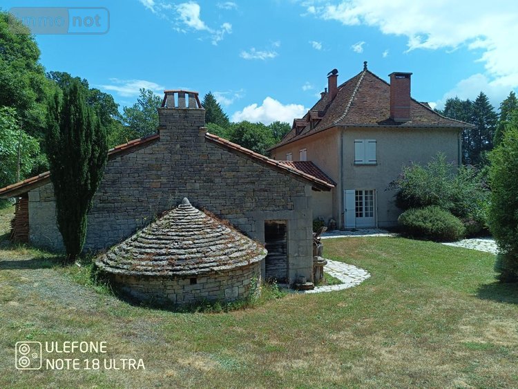 propriete a vendre Latronquière 46210 Lot 226 m2 8 pièces 473710 euros
