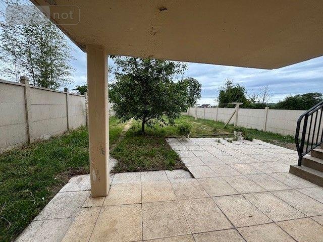 Maison a vendre Saint-Amand-Montrond 18200 Cher 117 m2 5 pièces 142400 euros