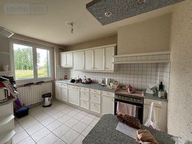 Maison a vendre Saint-Amand-Montrond 18200 Cher 117 m2 5 pièces 142400 euros