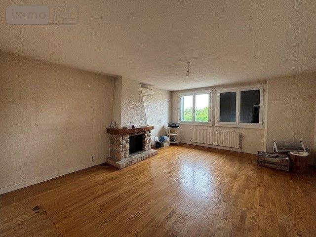 Maison a vendre Saint-Amand-Montrond 18200 Cher 117 m2 5 pièces 142400 euros