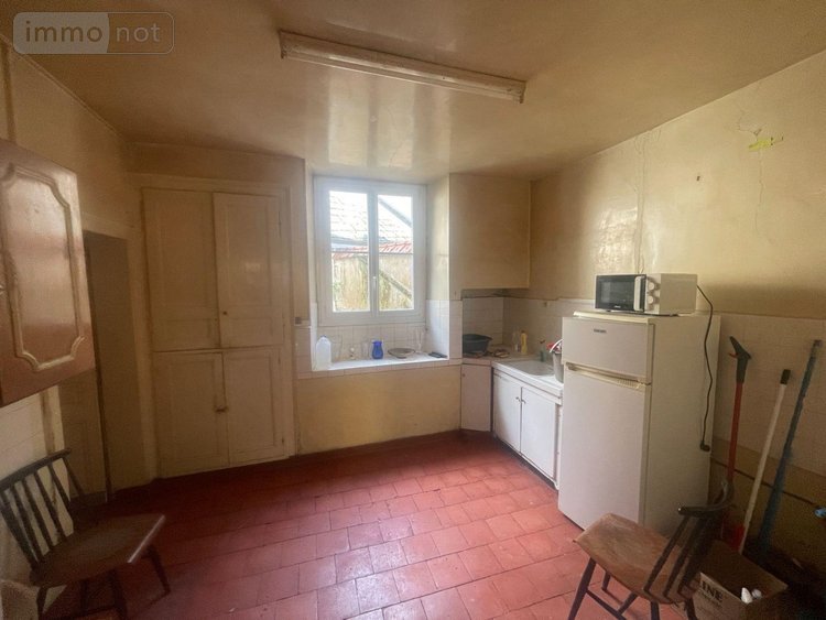 Maison a vendre Le Grand-Lucé 72150 Sarthe 122 m2 9 pièces 107000 euros