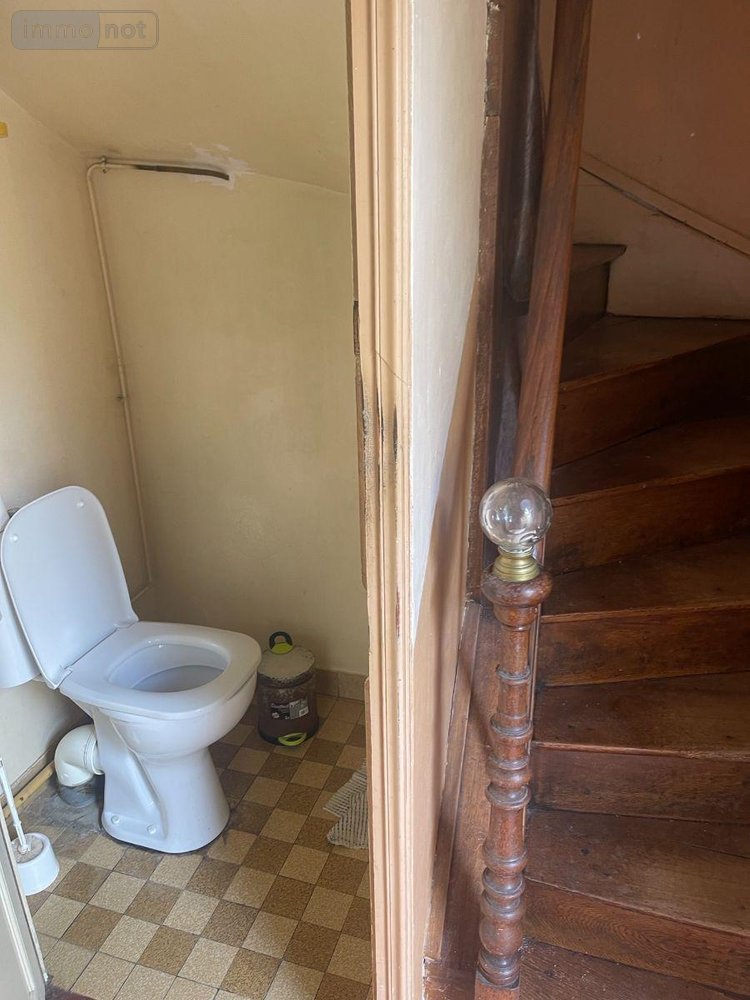 Maison a vendre Le Grand-Lucé 72150 Sarthe 122 m2 9 pièces 107000 euros