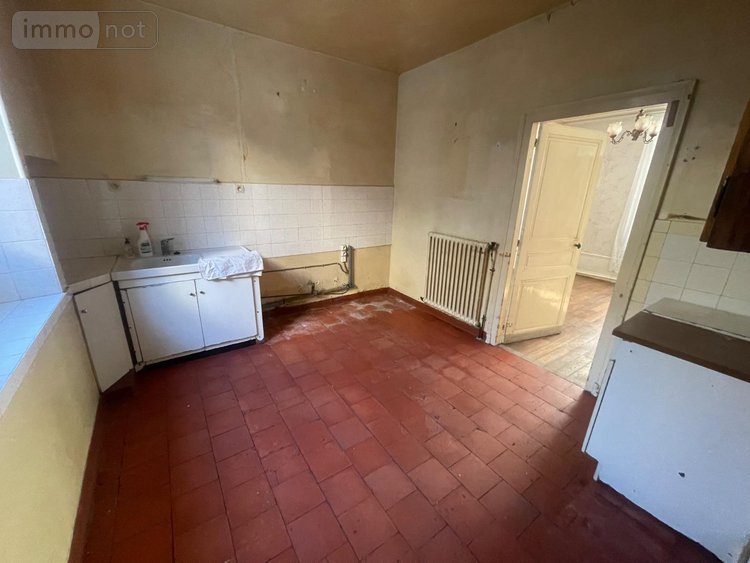 Maison a vendre Le Grand-Lucé 72150 Sarthe 122 m2 9 pièces 107000 euros