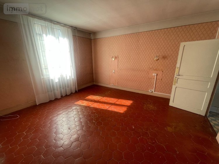 Maison a vendre Le Grand-Lucé 72150 Sarthe 122 m2 9 pièces 107000 euros