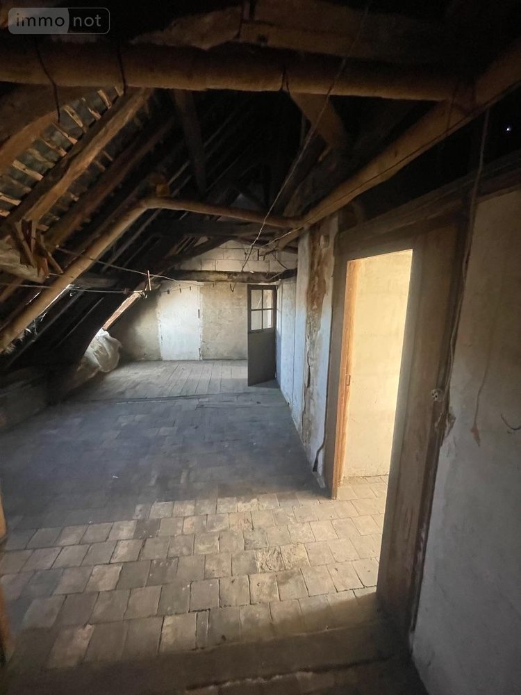 Maison a vendre Le Grand-Lucé 72150 Sarthe 122 m2 9 pièces 107000 euros