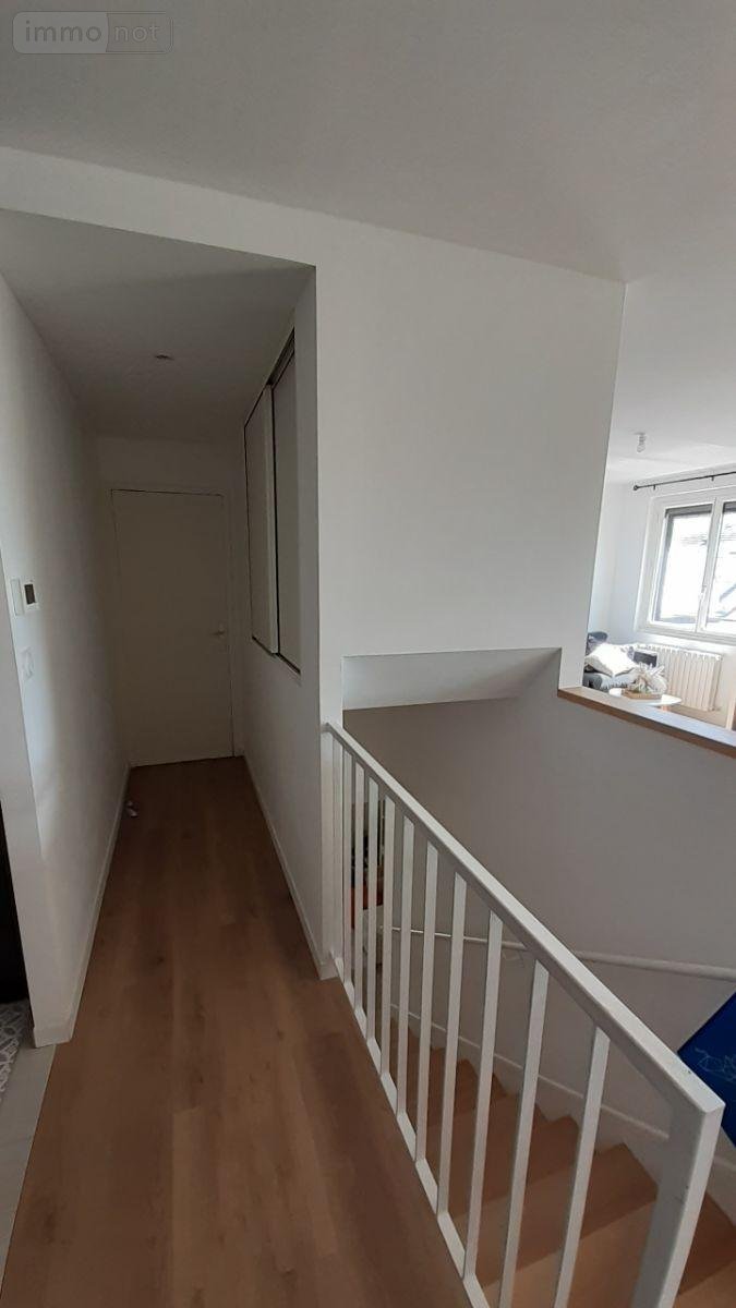 Location maison Vitré 35500 Ille-et-Vilaine 99 m2 5 pièces 1040 euros