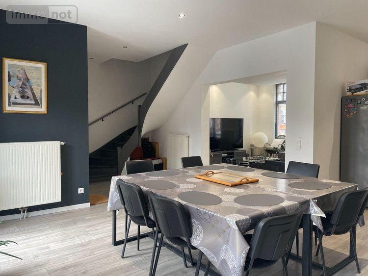 Immeuble a vendre Bailleul 59270 Nord 283 m2  497000 euros