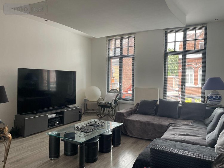 Immeuble a vendre Bailleul 59270 Nord 283 m2  497000 euros