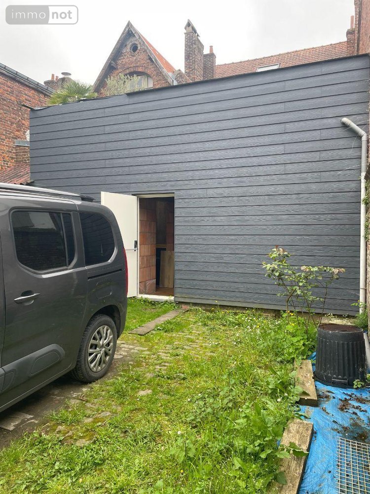 Immeuble a vendre Bailleul 59270 Nord 283 m2  497000 euros