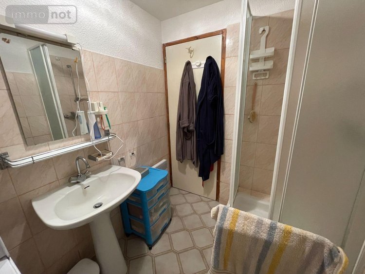 Appartement a vendre Plougasnou 29630 Finistère 70 m2 4 pièces 105000 euros