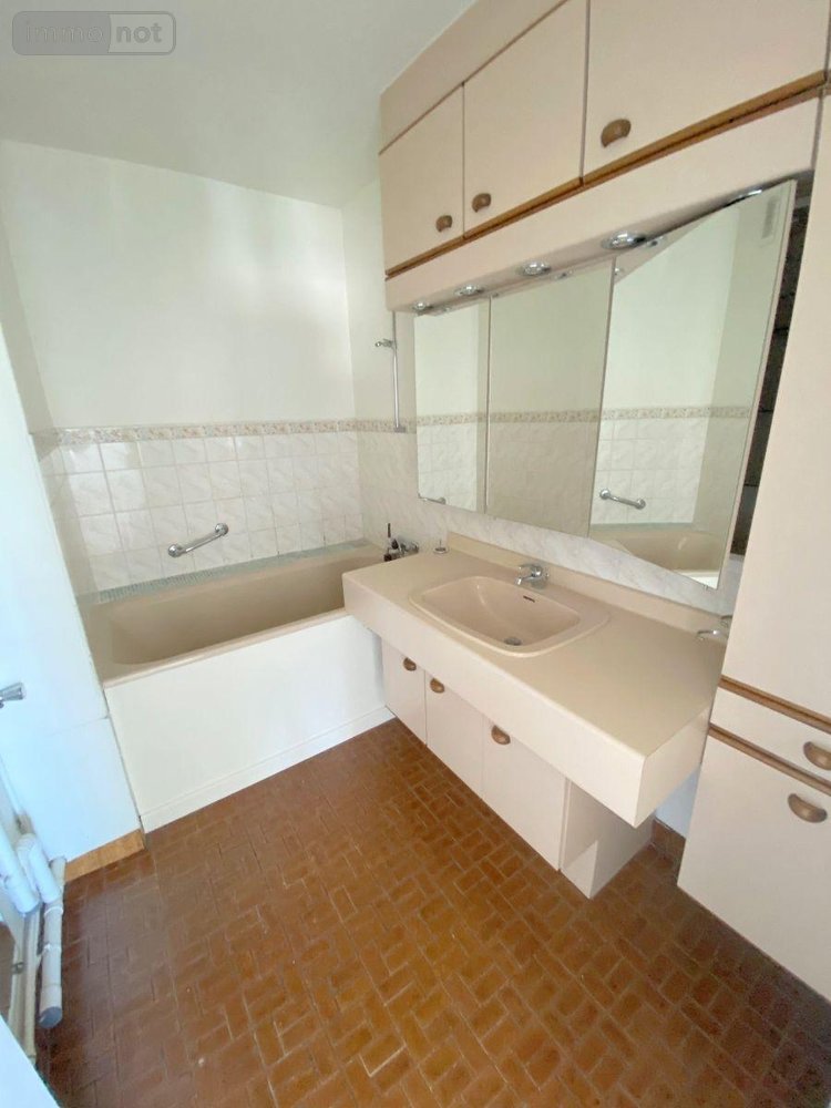 Appartement a vendre Bihorel 76420 Seine-Maritime 76 m2 4 pièces 100000 euros