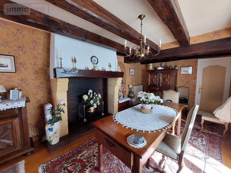 Viager maison Le Bugue 24260 Dordogne 114 m2 6 pièces 50000 euros