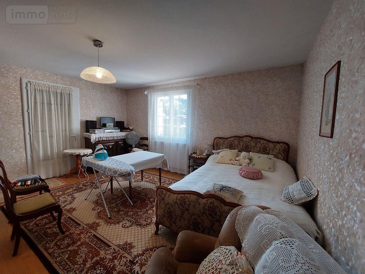 Viager maison Le Bugue 24260 Dordogne 114 m2 6 pièces 50000 euros
