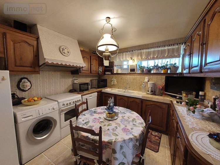 Viager maison Le Bugue 24260 Dordogne 114 m2 6 pièces 50000 euros