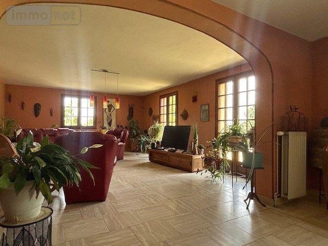 Maison a vendre Baugé-en-Anjou 49150 Maine-et-Loire 204 m2 9 pièces 350075 euros