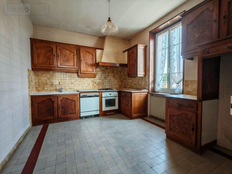 Maison a vendre Vinzelles 71680 Saône-et-Loire 136 m2 6 pièces 335000 euros