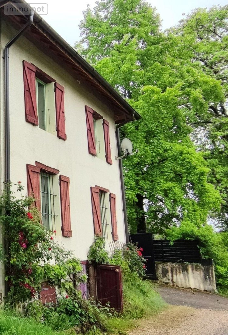 propriete a vendre Le Pont-de-Beauvoisin 38480 Isère 180 m2 8 pièces 445000 euros