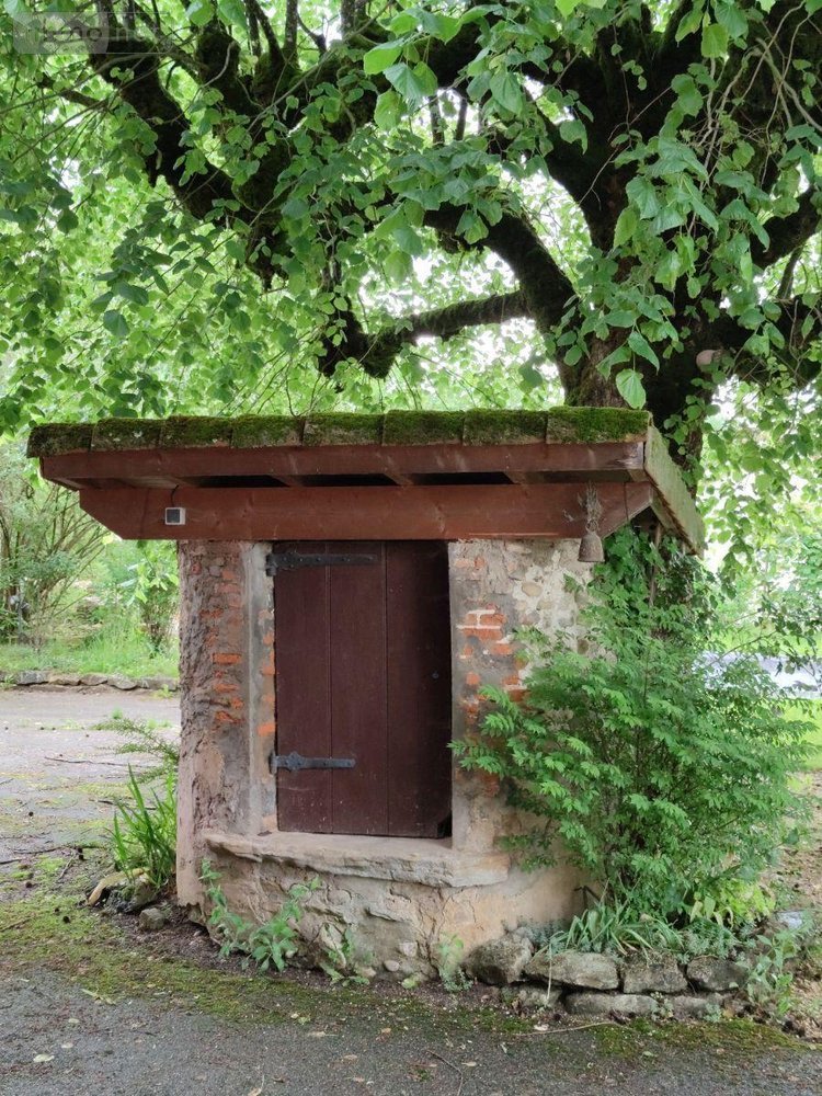 propriete a vendre Le Pont-de-Beauvoisin 38480 Isère 180 m2 8 pièces 445000 euros