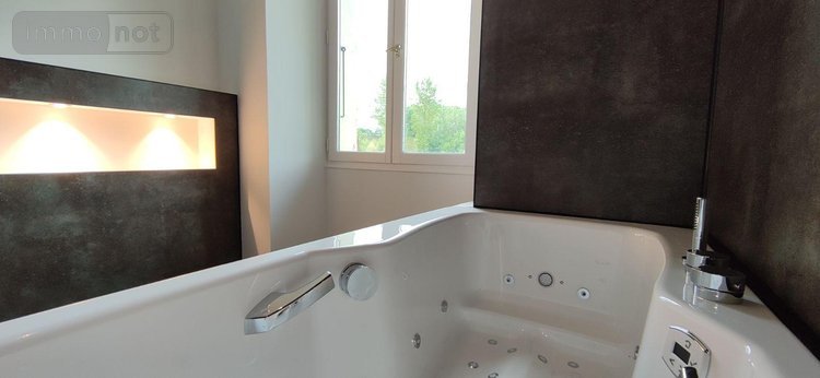 propriete a vendre Le Pont-de-Beauvoisin 38480 Isère 180 m2 8 pièces 445000 euros