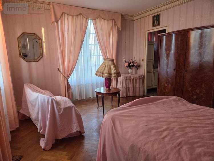 propriete a vendre Moulay 53100 Mayenne 226 m2 11 pièces 280800 euros